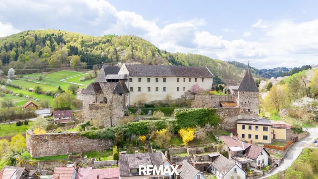 Grundstück kaufen in Krems Land – 1 067 m², € 75.000