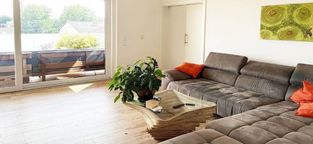 3-Zimmer-Wohnung mieten in Linz Land – 161 m², € 2.465 – Bild 2 von 4