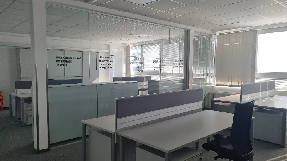 Gewerbeimmobilie mieten in Linz – 280 m², € 3.500 – Bild 4 von 7
