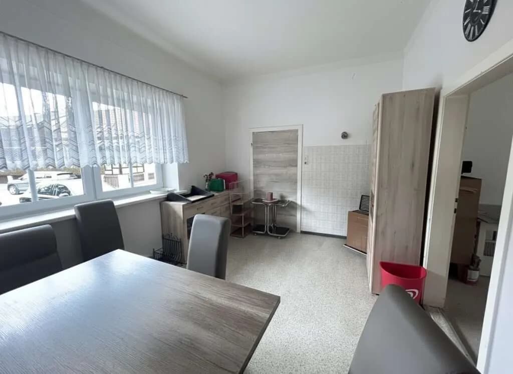 Gewerbeimmobilie mieten in Neunkirchen – 83 m², € 792 – Bild 5 von 6