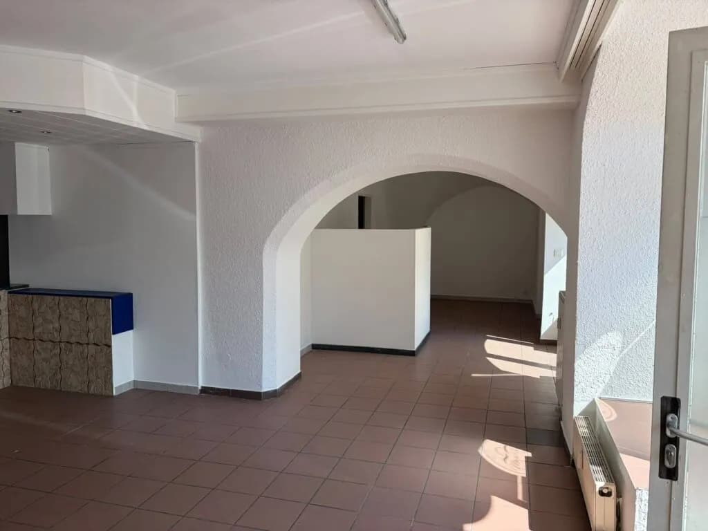 Gewerbeimmobilie mieten in Braunau am Inn – 178 m², € 2.000