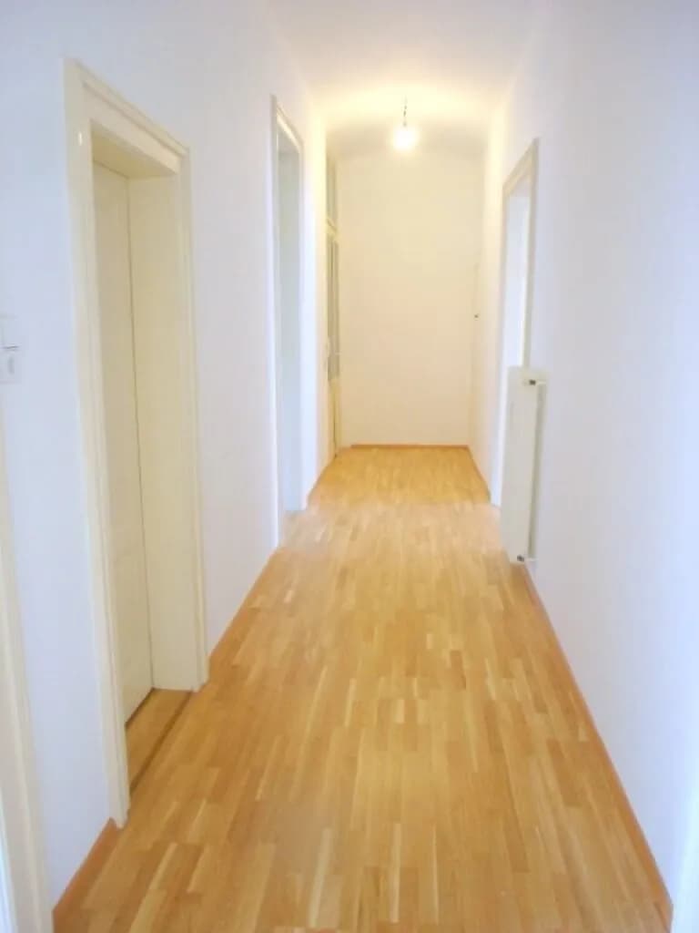5-Zimmer-Wohnung mieten in Klagenfurt – 149 m², € 1.675 – Bild 4 von 16