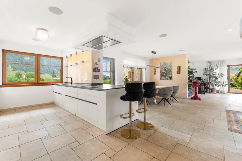 Haus kaufen in Villach Land – 240 m², € 1.370.000 – Bild 8 von 13