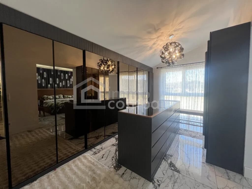 9-Zimmer-Haus kaufen in Vöcklabruck – 290 m², € 1.150.000 – Bild 6 von 11