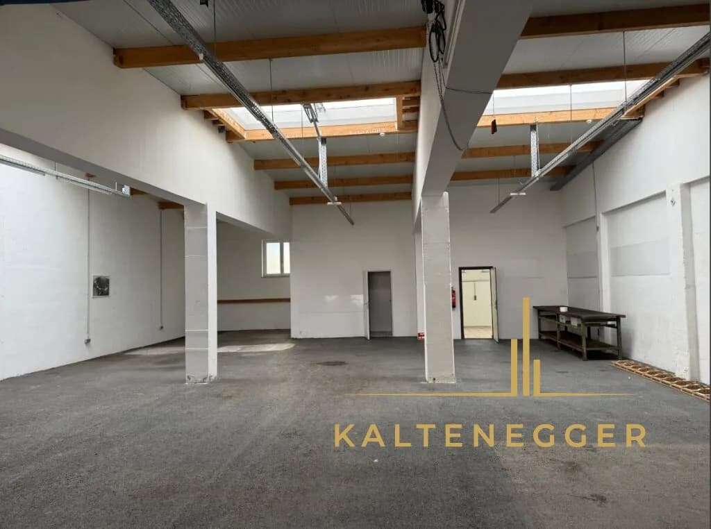 Gewerbeimmobilie mieten in Neunkirchen – 216 m², € 1.098 – Bild 2 von 4