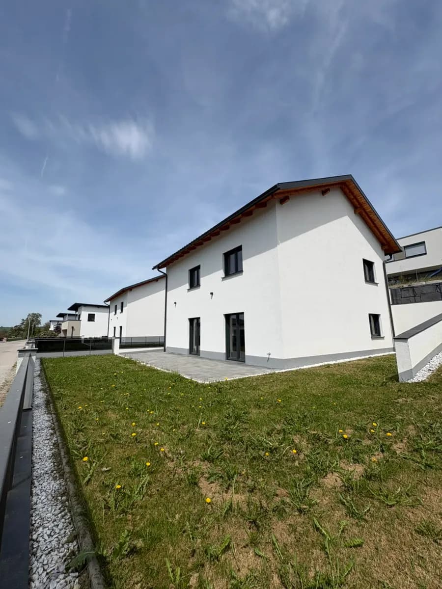6-Zimmer-Haus mieten in Grieskirchen – 150 m², € 1.800 – Bild 3 von 45