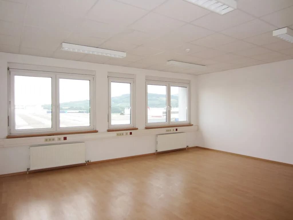 Gewerbeimmobilie mieten in Mödling – 268 m², € 11 – Bild 6 von 23