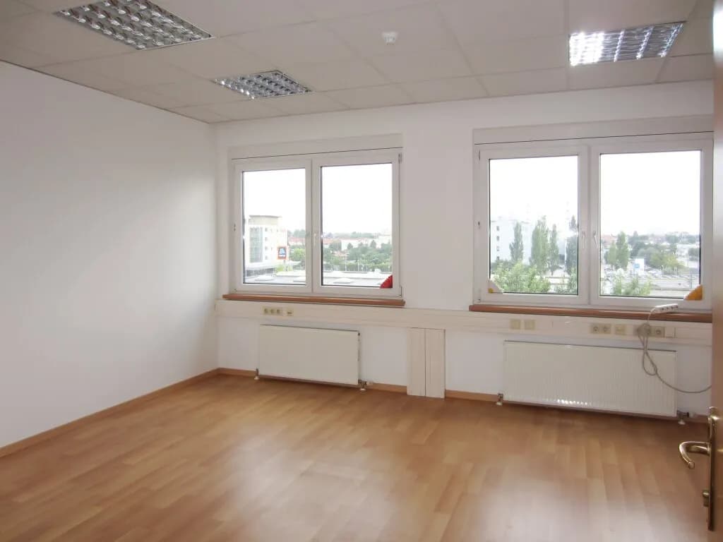 Gewerbeimmobilie mieten in Mödling – 268 m², € 11 – Bild 10 von 23