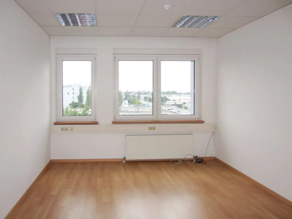Gewerbeimmobilie mieten in Mödling – 87 m², € 11 – Bild 8 von 23