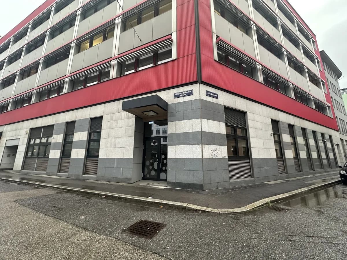 Gewerbeimmobilie mieten in Wien – 736 m², € 9.196