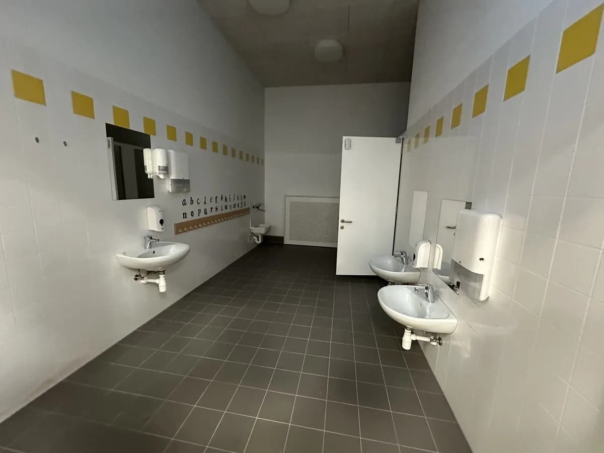 Gewerbeimmobilie mieten in Wien – 736 m², € 9.196 – Bild 8 von 12