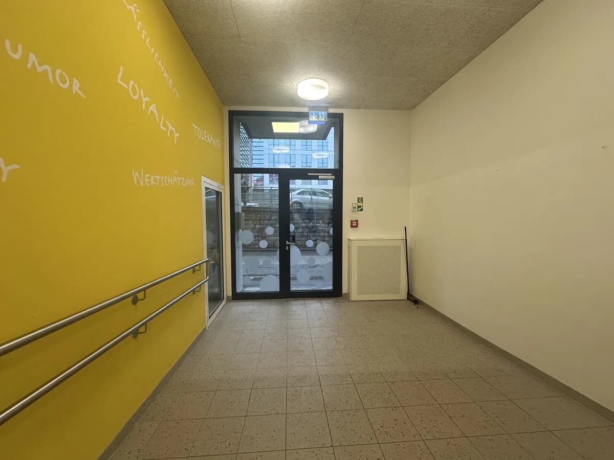 Gewerbeimmobilie mieten in Wien – 736 m², € 9.196 – Bild 9 von 12