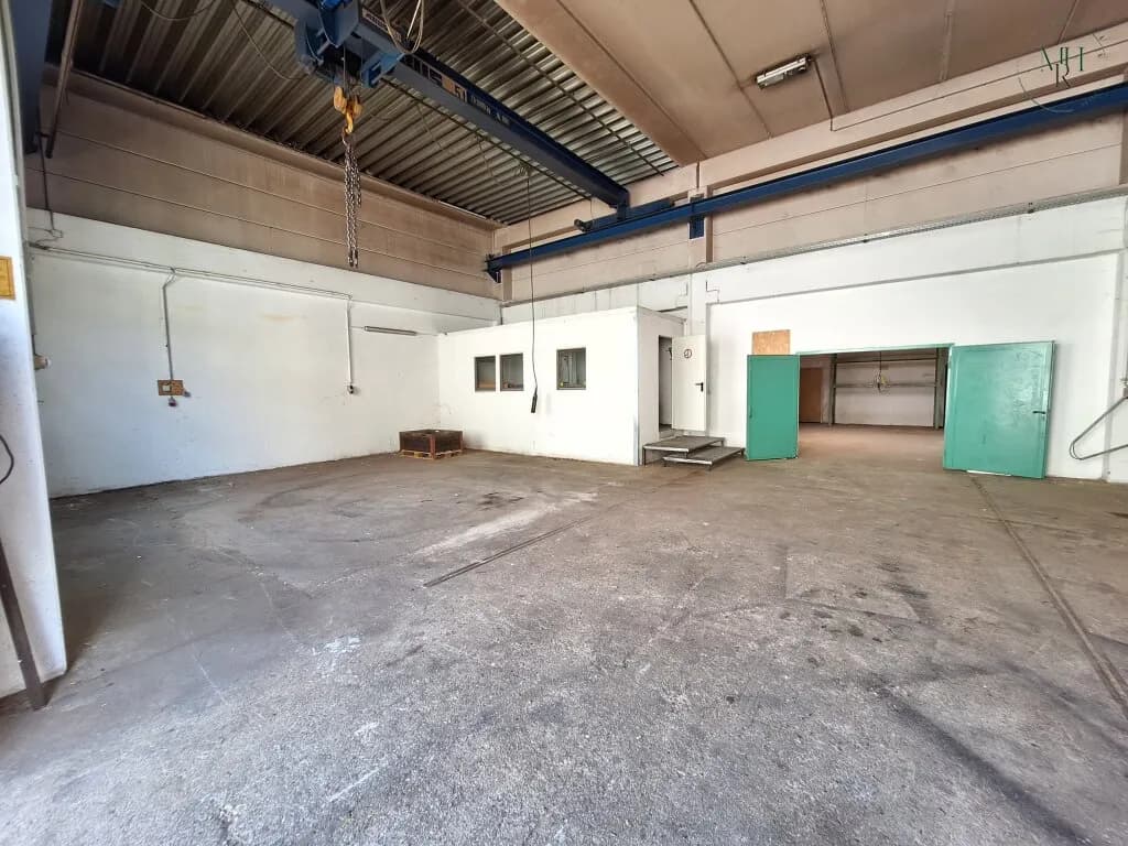 Gewerbeimmobilie mieten in Neunkirchen – 313 m², € 1.500