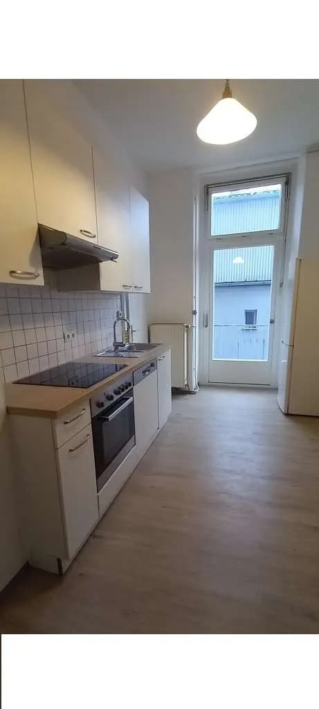 3-Zimmer-Wohnung mieten in Graz – 100 m², € 900 – Bild 1 von 9
