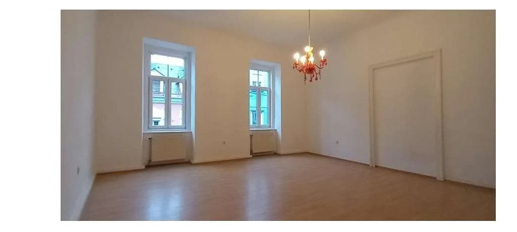 3-Zimmer-Wohnung mieten in Graz – 100 m², € 900 – Bild 2 von 9