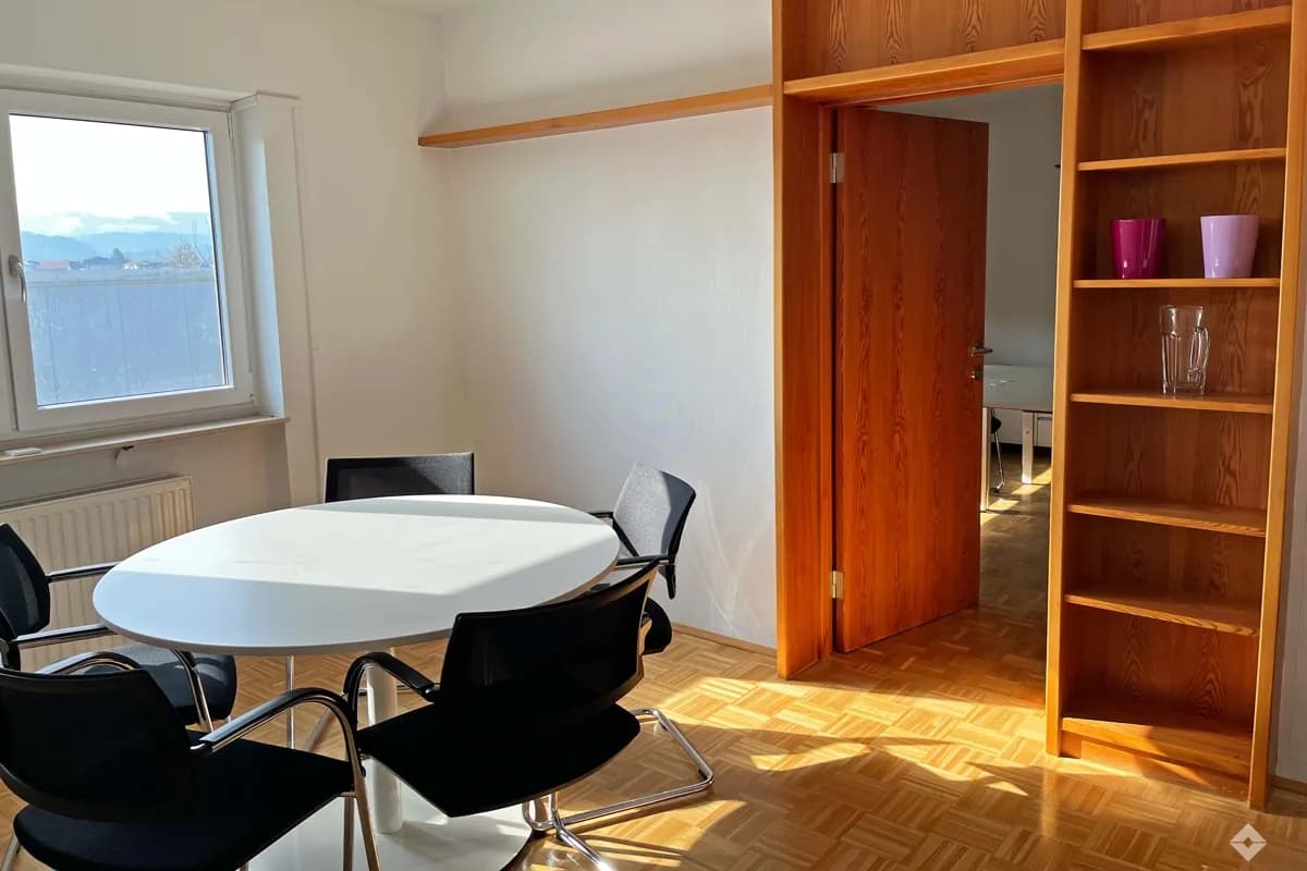 Gewerbeimmobilie mieten in Salzburg-Umgebung – 49 m², € 466 – Bild 2 von 4