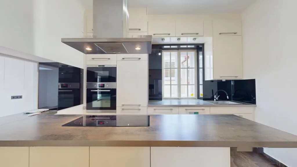 8-Zimmer-Gewerbeimmobilie mieten in Wien – 280 m², € 5.228 – Bild 8 von 33