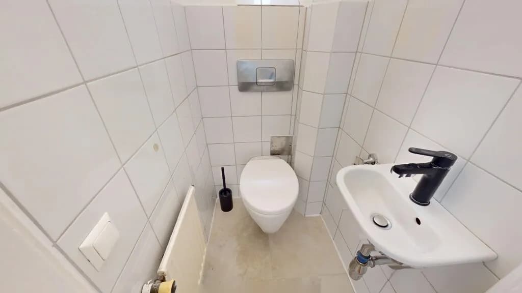 8-Zimmer-Gewerbeimmobilie mieten in Wien – 280 m², € 5.228 – Bild 32 von 33