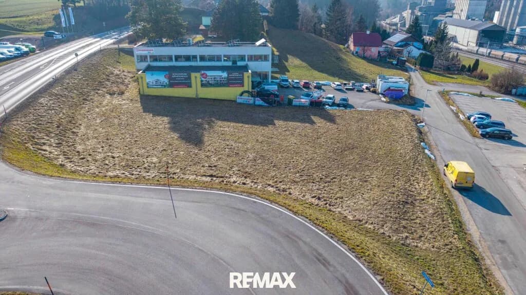 Immobilie kaufen in Gmunden – 1 918 m², € 895.000 – Bild 3 von 4