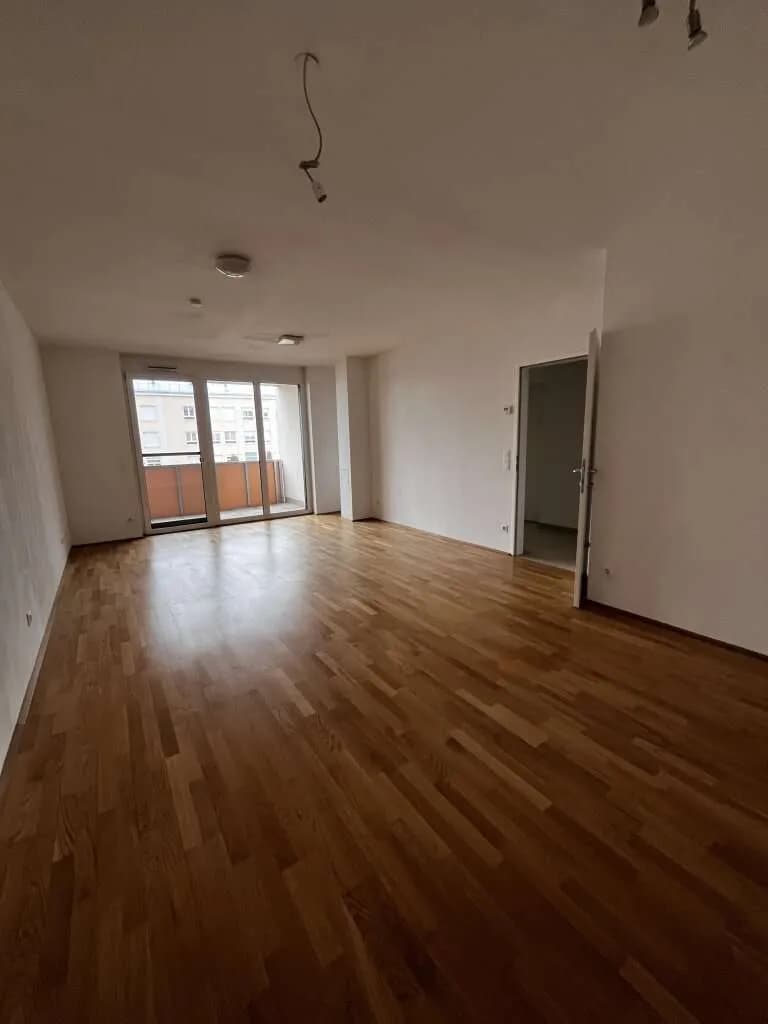 2-Zimmer-Wohnung mieten in Wiener Neustadt – 62,39 m², € 771 – Bild 2 von 14