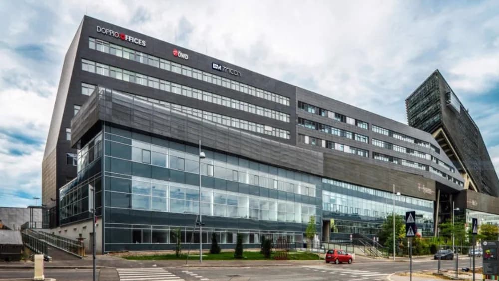 Gewerbeimmobilie mieten in Wien – 692 m², € 14