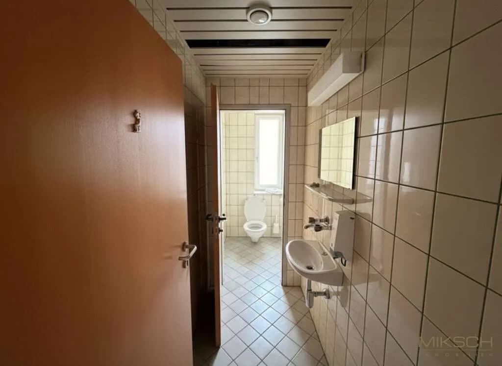 10-Zimmer-Gewerbeimmobilie mieten in Sankt Pölten – 306 m², € 10 – Bild 12 von 15