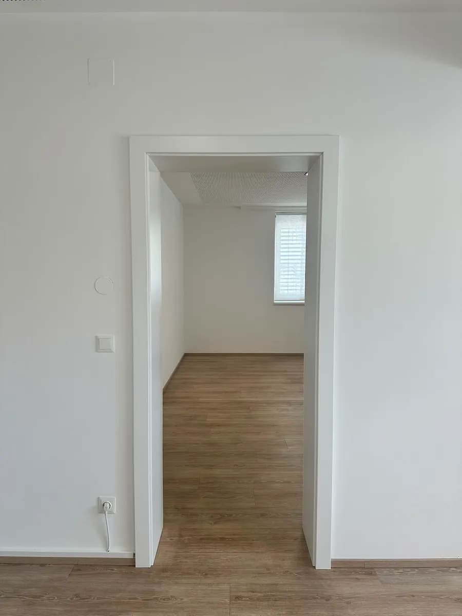 5-Zimmer-Gewerbeimmobilie mieten in Graz – 90 m², € 1.600 – Bild 8 von 11