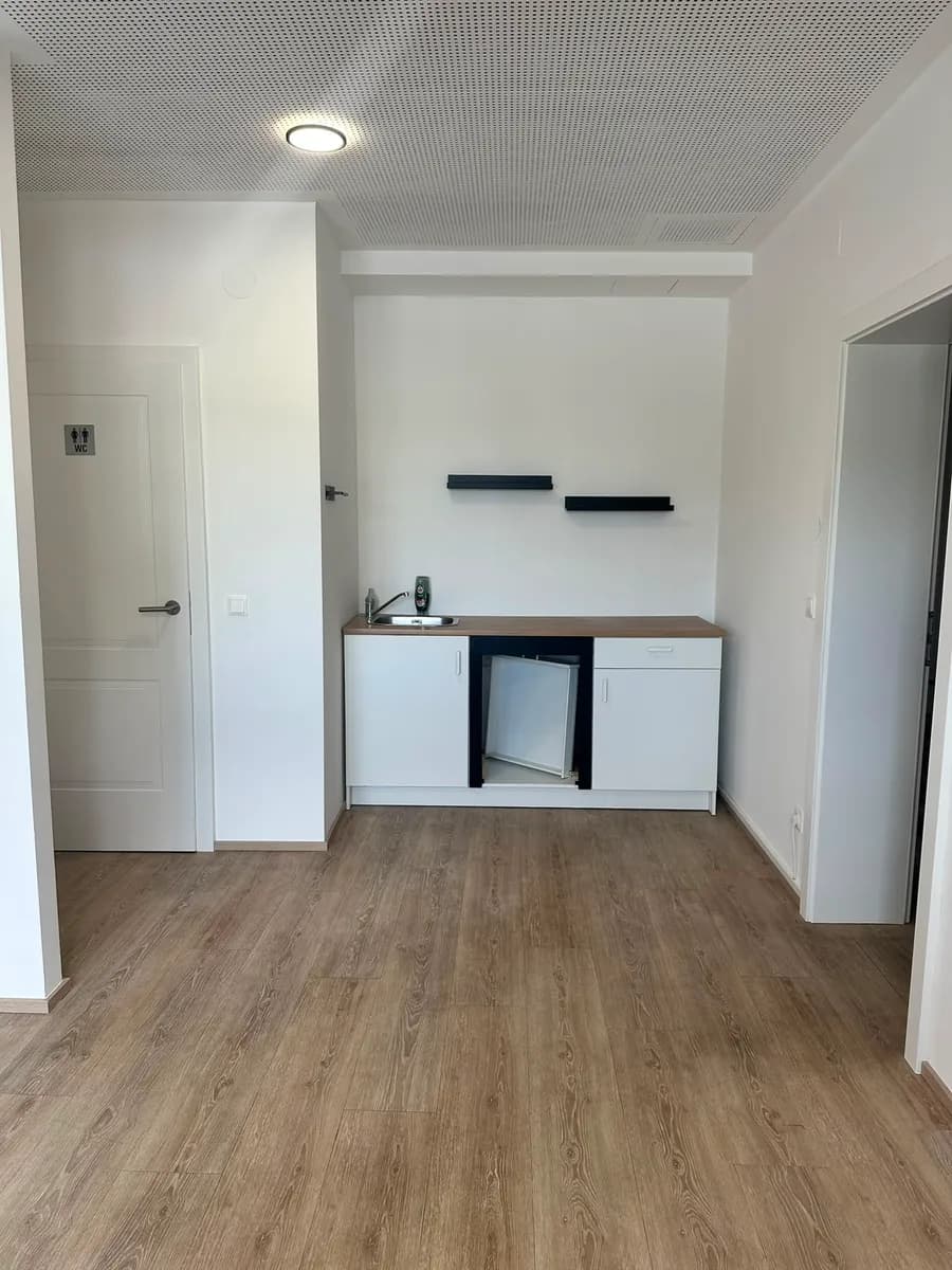 5-Zimmer-Gewerbeimmobilie mieten in Graz – 90 m², € 1.600 – Bild 9 von 11