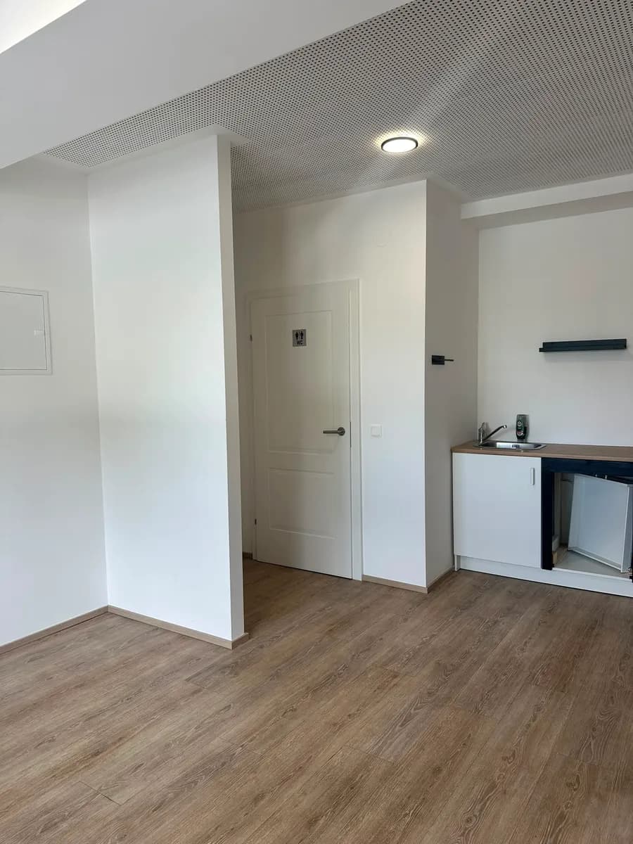 5-Zimmer-Gewerbeimmobilie mieten in Graz – 90 m², € 1.600 – Bild 10 von 11