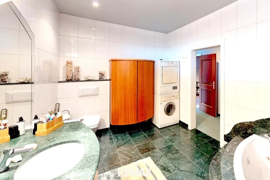6-Zimmer-Haus kaufen in Mödling – 384 m², € 1.160.000 – Bild 13 von 32