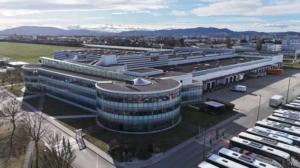 Gewerbeimmobilie mieten in Wien – 22 040 m² – Bild 2 von 12