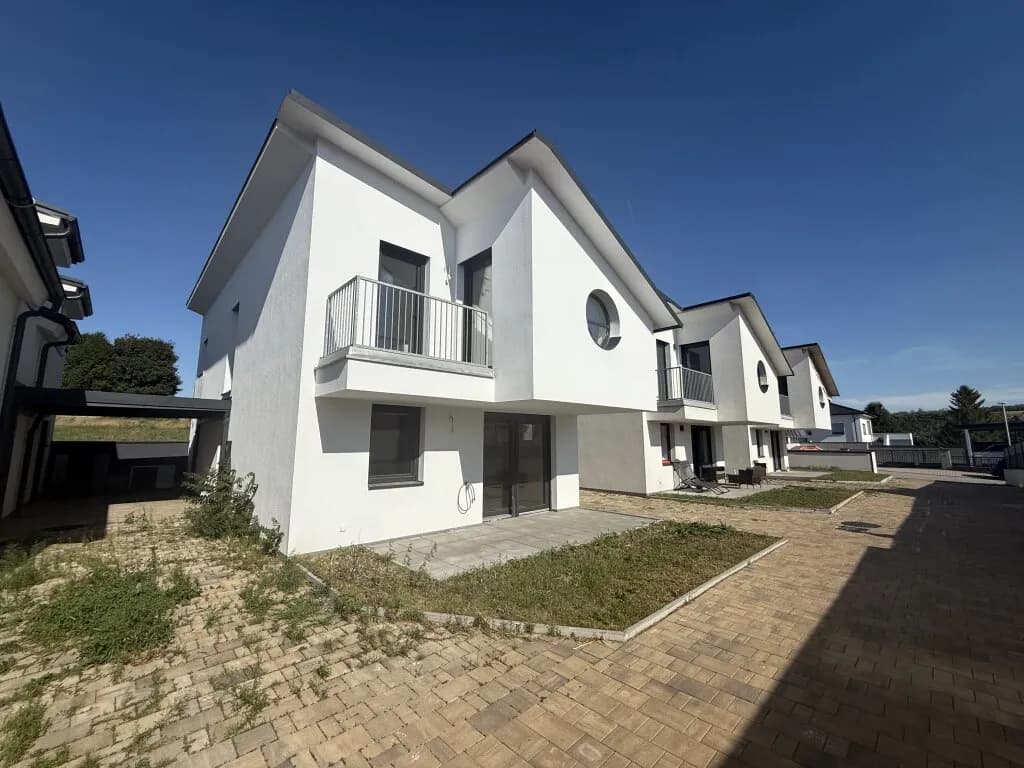 Immobilie kaufen in Neusiedl am See – 357 m², € 710.000 – Bild 1 von 19