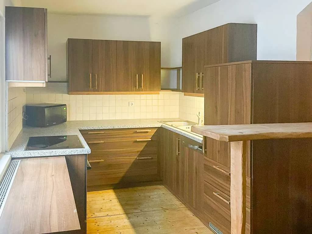3-Zimmer-Wohnung mieten in Gmunden – 102 m², € 970 – Bild 2 von 8