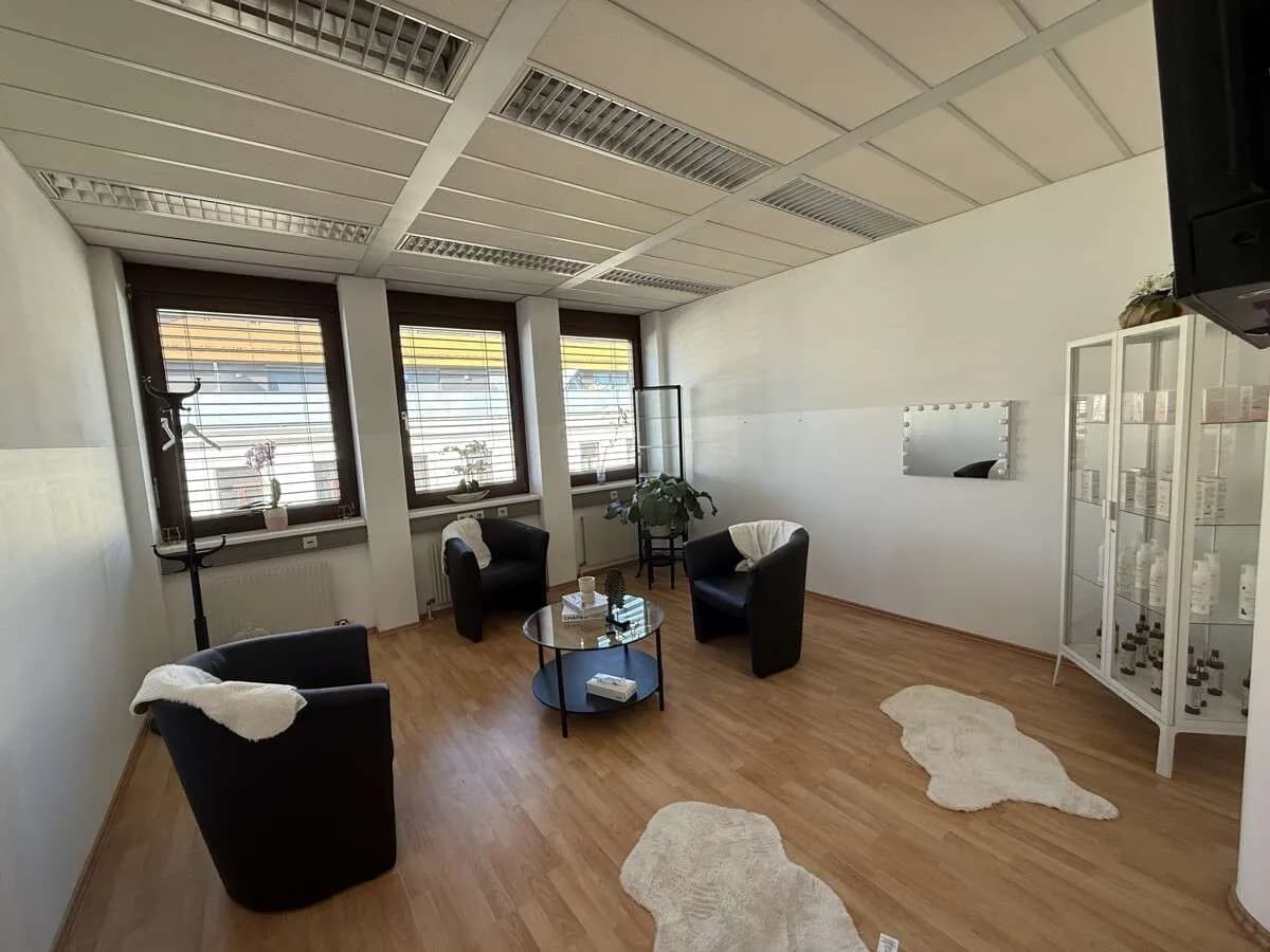 Gewerbeimmobilie mieten in Wien – 245 m², € 12 – Bild 7 von 13