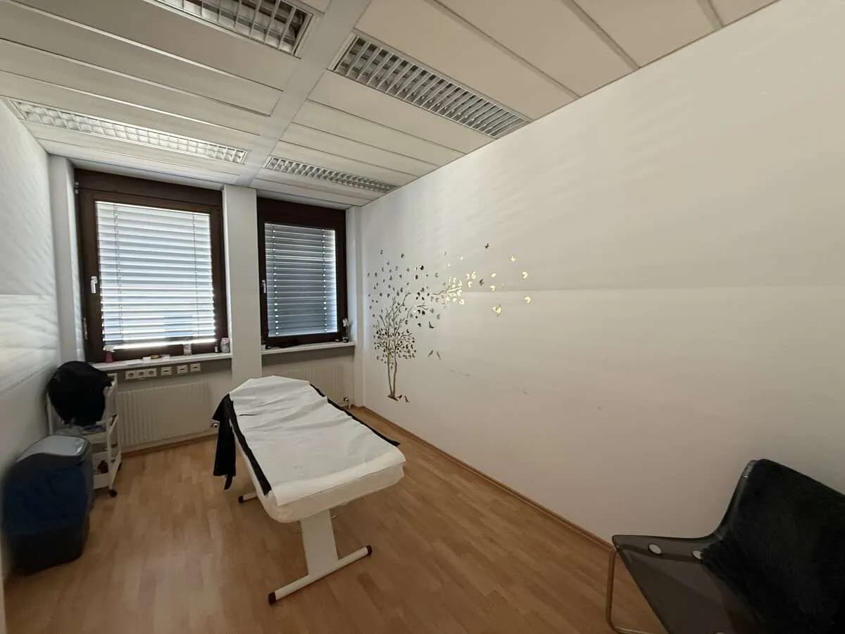 Gewerbeimmobilie mieten in Wien – 245 m², € 12 – Bild 8 von 13