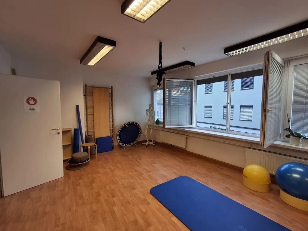 Gewerbeimmobilie mieten in Ried im Innkreis – 110 m², € 989