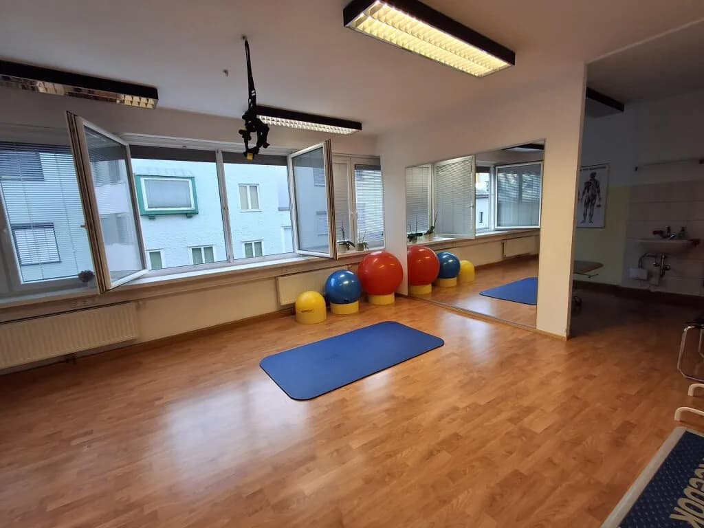Gewerbeimmobilie mieten in Ried im Innkreis – 110 m², € 989 – Bild 2 von 12
