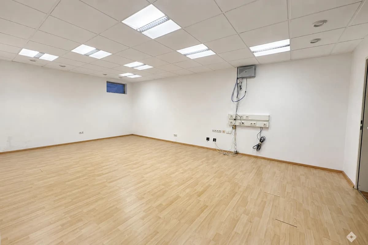 Gewerbeimmobilie mieten in Salzburg Stadt – 173 m², € 1.882 – Bild 6 von 8