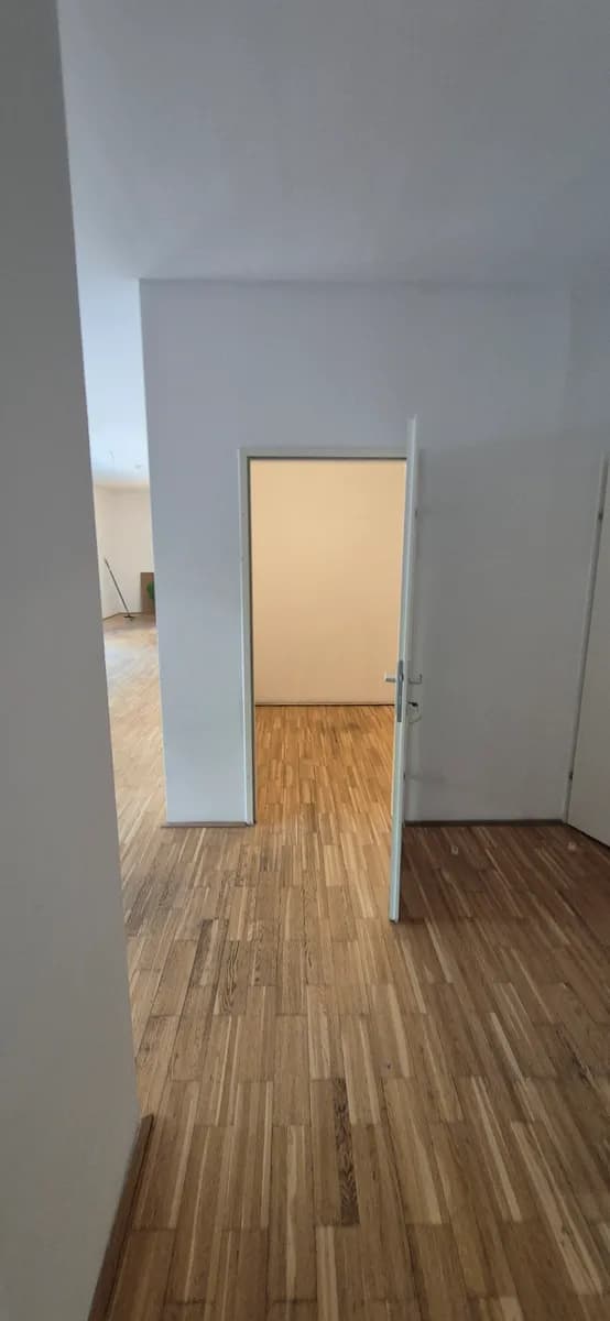2-Zimmer-Gewerbeimmobilie mieten in Wien – 125 m², € 1.115 – Bild 9 von 14