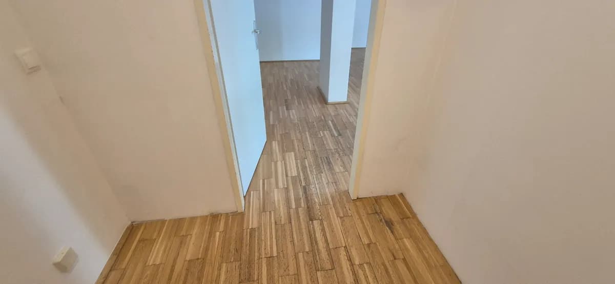 2-Zimmer-Gewerbeimmobilie mieten in Wien – 125 m², € 1.115 – Bild 10 von 14