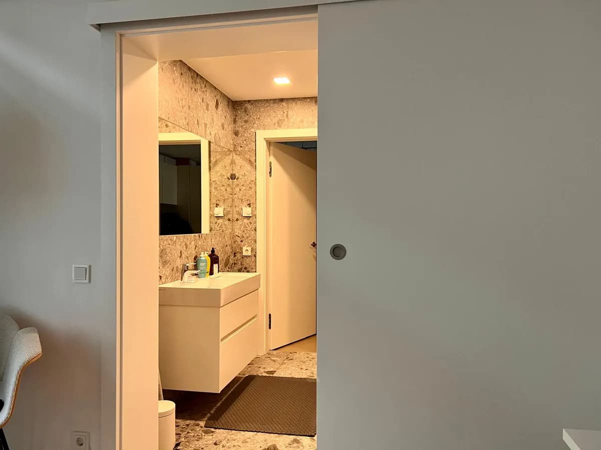 4-Zimmer-Gewerbeimmobilie mieten in Linz – 147 m², € 1.981 – Bild 2 von 8