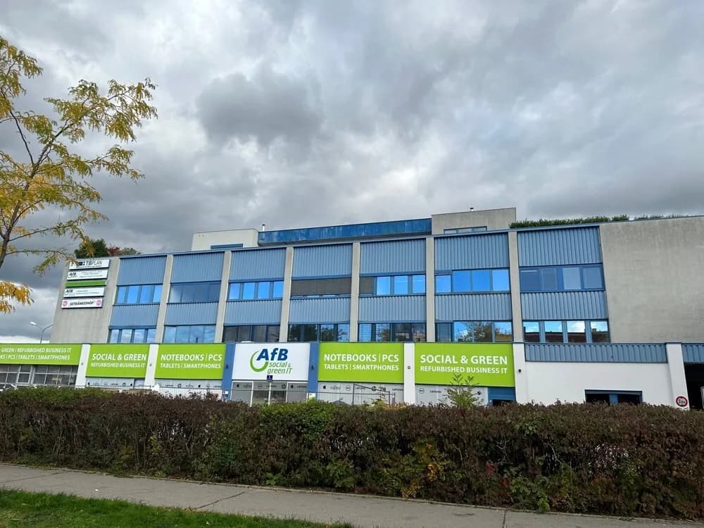 Gewerbeimmobilie mieten in Wien – 166 m², € 12 – Bild 1 von 13
