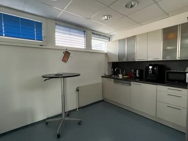 Gewerbeimmobilie mieten in Wien – 166 m², € 12 – Bild 5 von 13