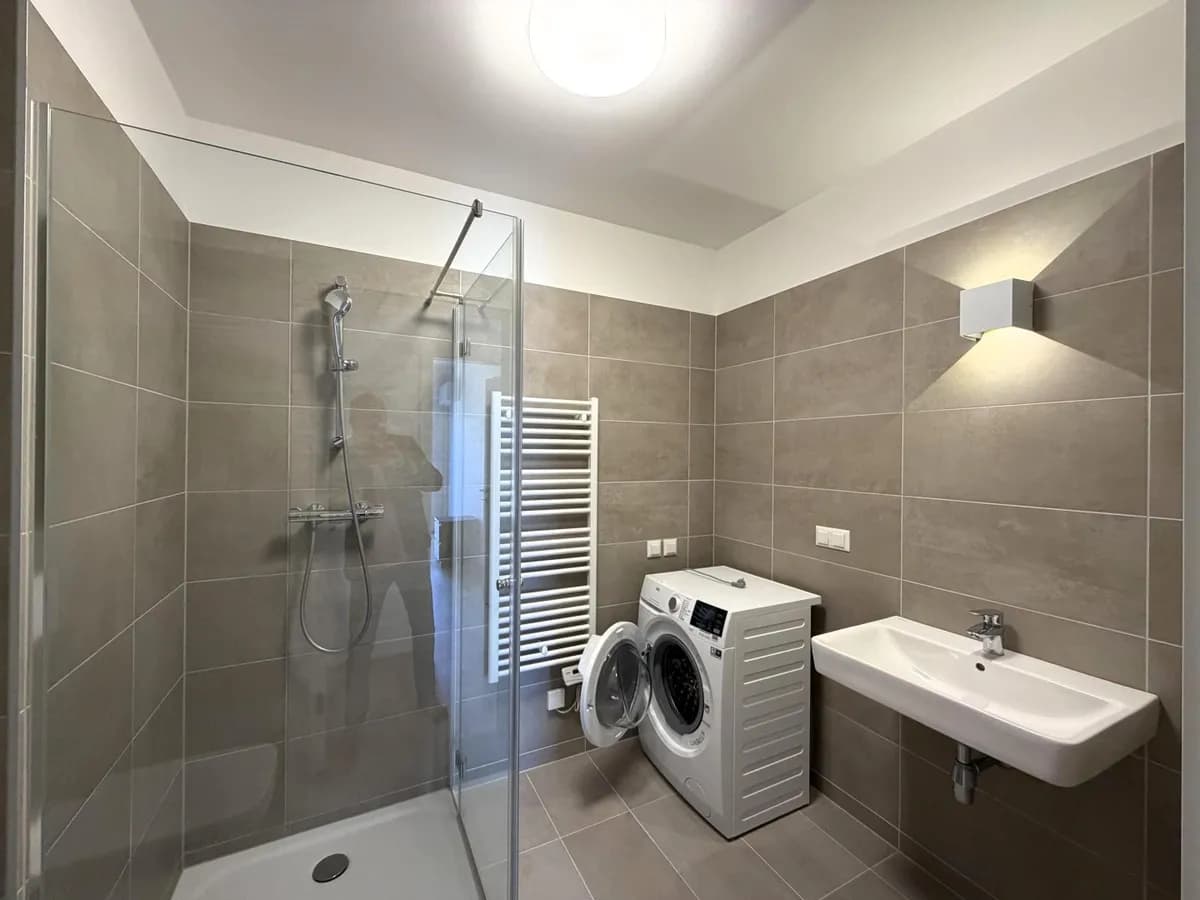 5-Zimmer-Wohnung mieten in Wien – 156,81 m², € 4.243 – Bild 7 von 45