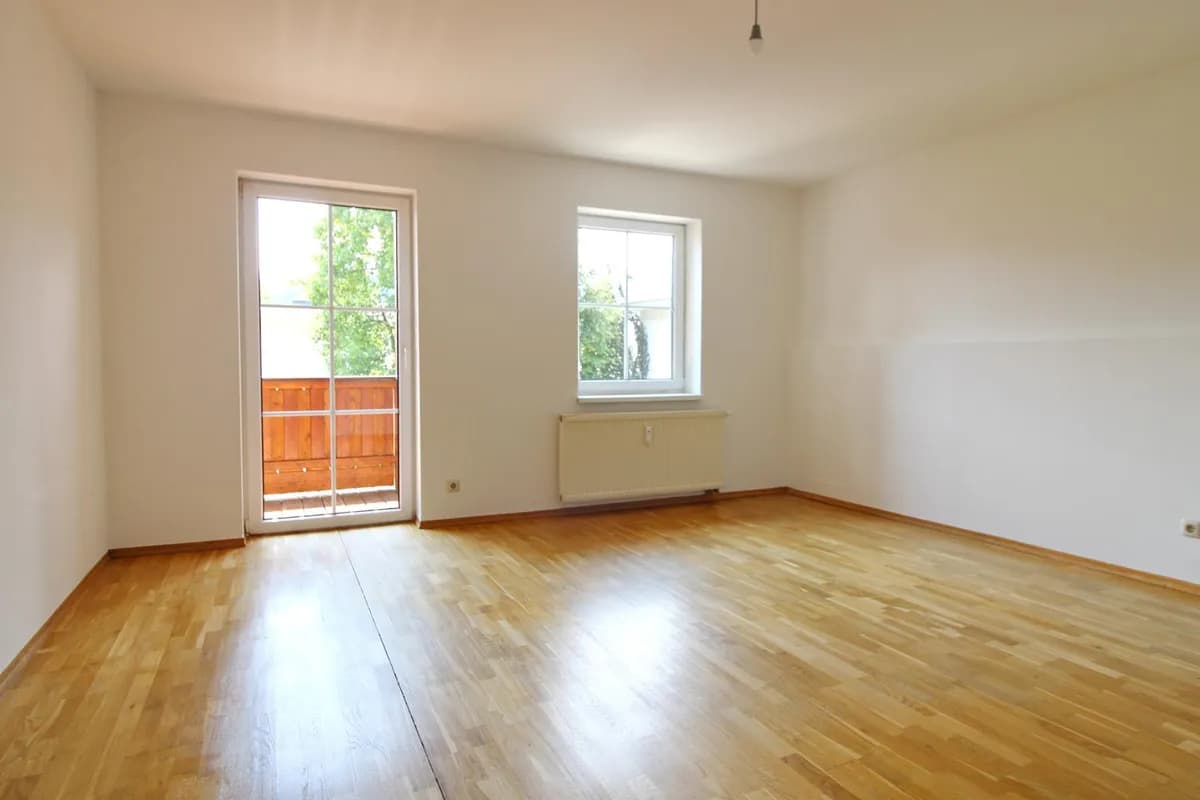 2-Zimmer-Wohnung mieten in Gmunden – 65 m², € 908