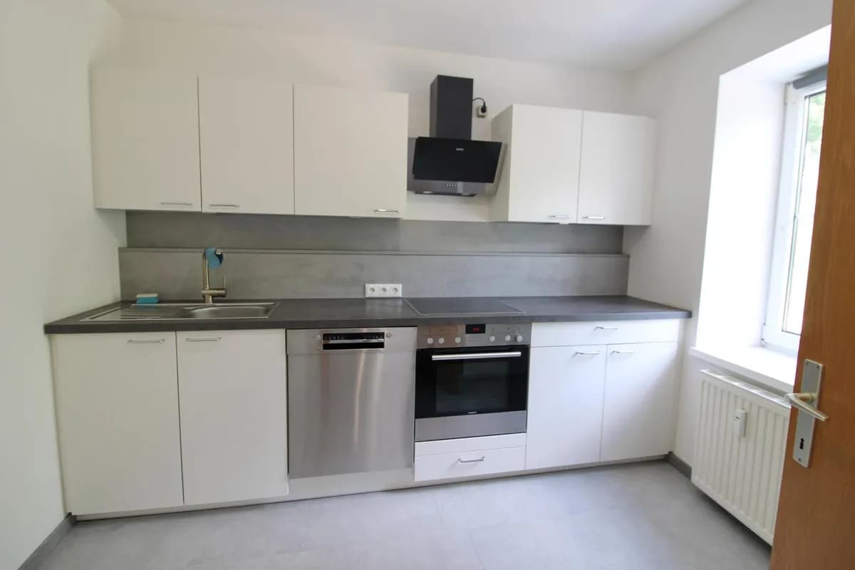2-Zimmer-Wohnung mieten in Gmunden – 65 m², € 908 – Bild 2 von 9