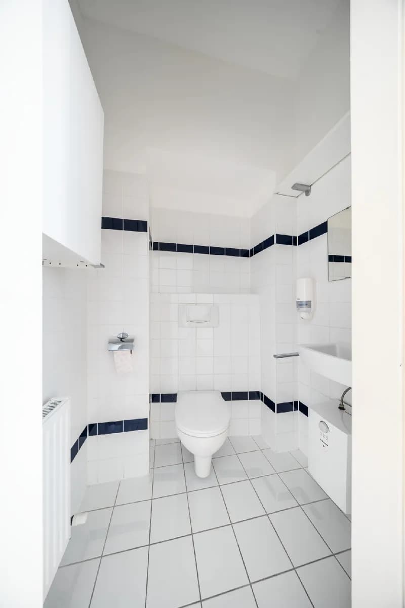 9-Zimmer-Gewerbeimmobilie mieten in Wien – 281 m², € 6.294 – Bild 22 von 32