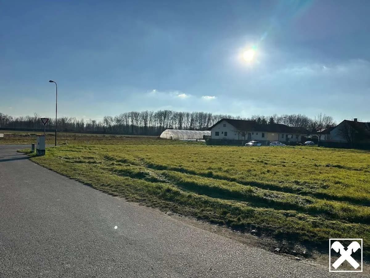 Grundstück kaufen in Tulln – 3 022 m², € 425.000 – Bild 2 von 6