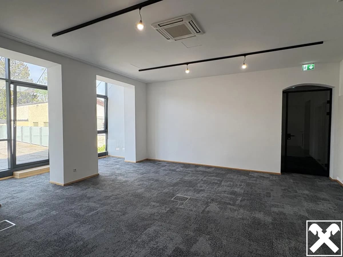 Gewerbeimmobilie mieten in Ried im Innkreis – 201 m², € 2.730
