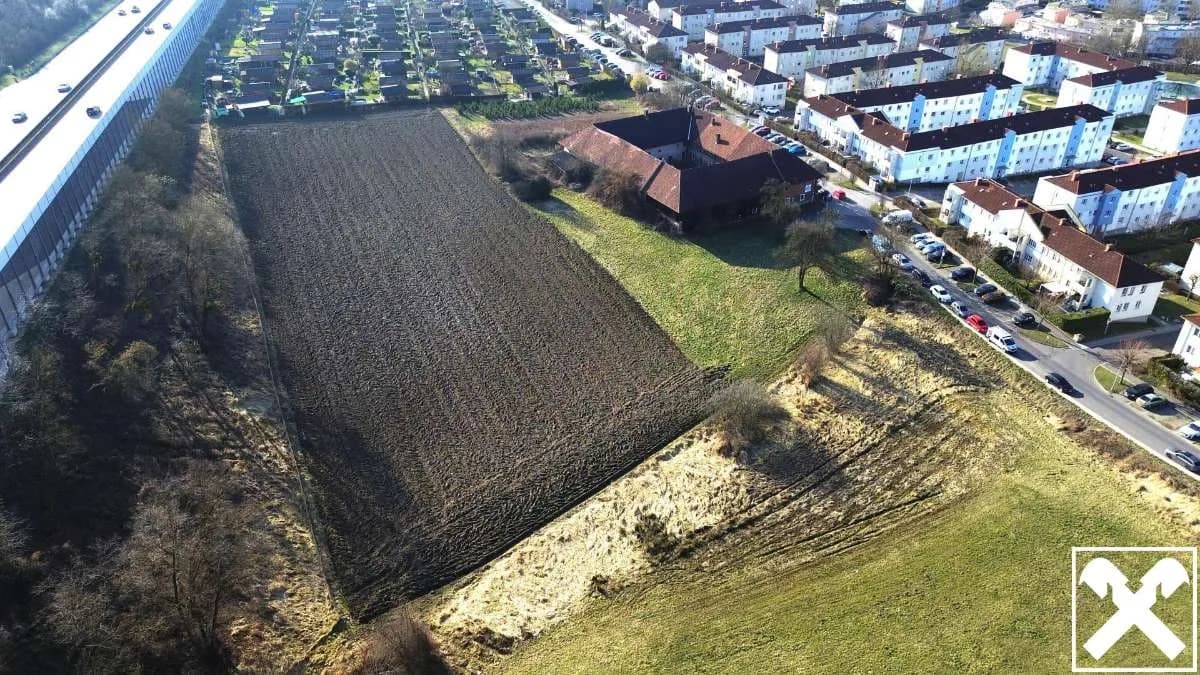 Grundstück kaufen in Linz – 15 881 m², € 990.000 – Bild 2 von 18